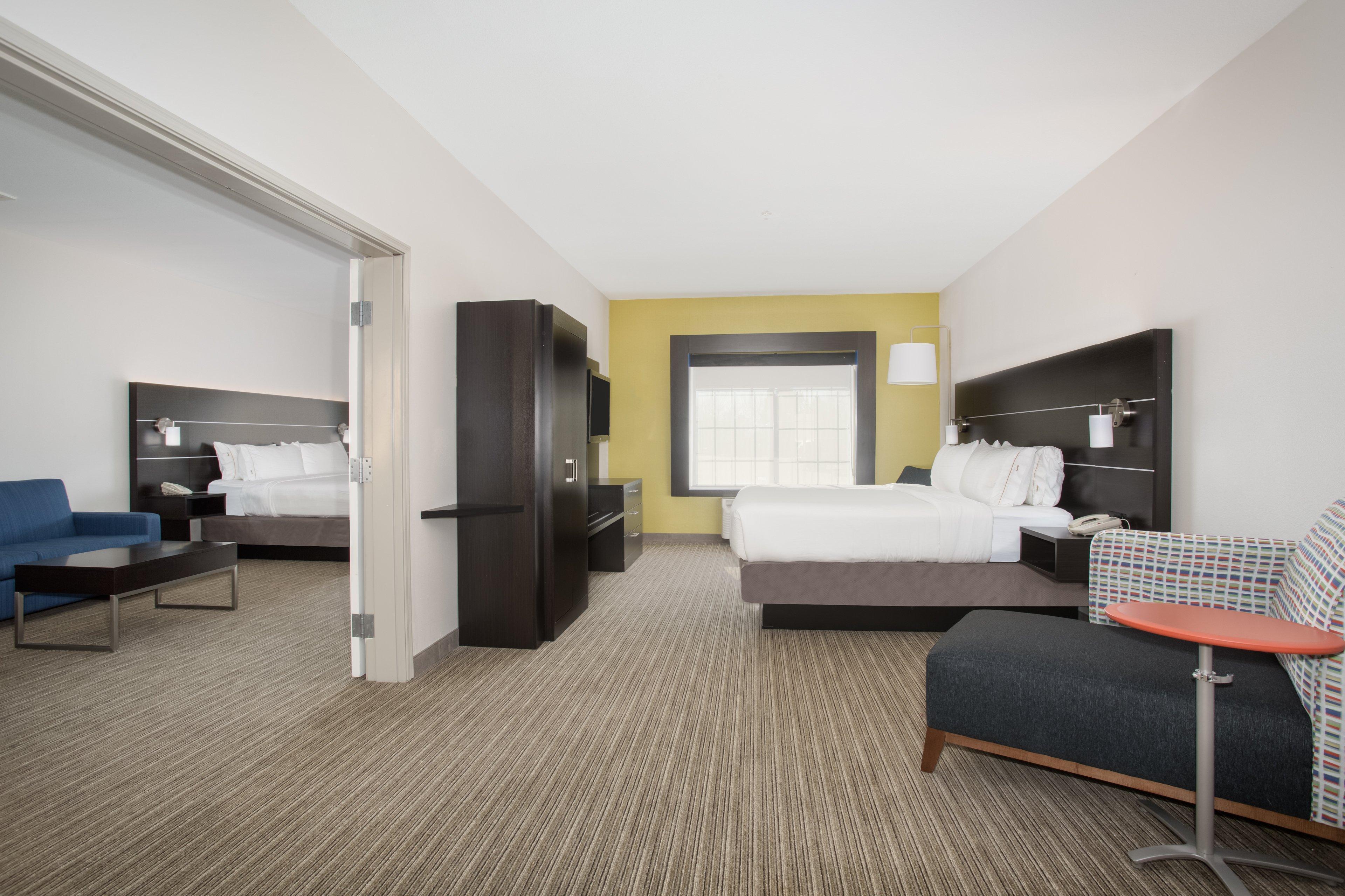Holiday Express & By Ihg Hotel Fort Collins