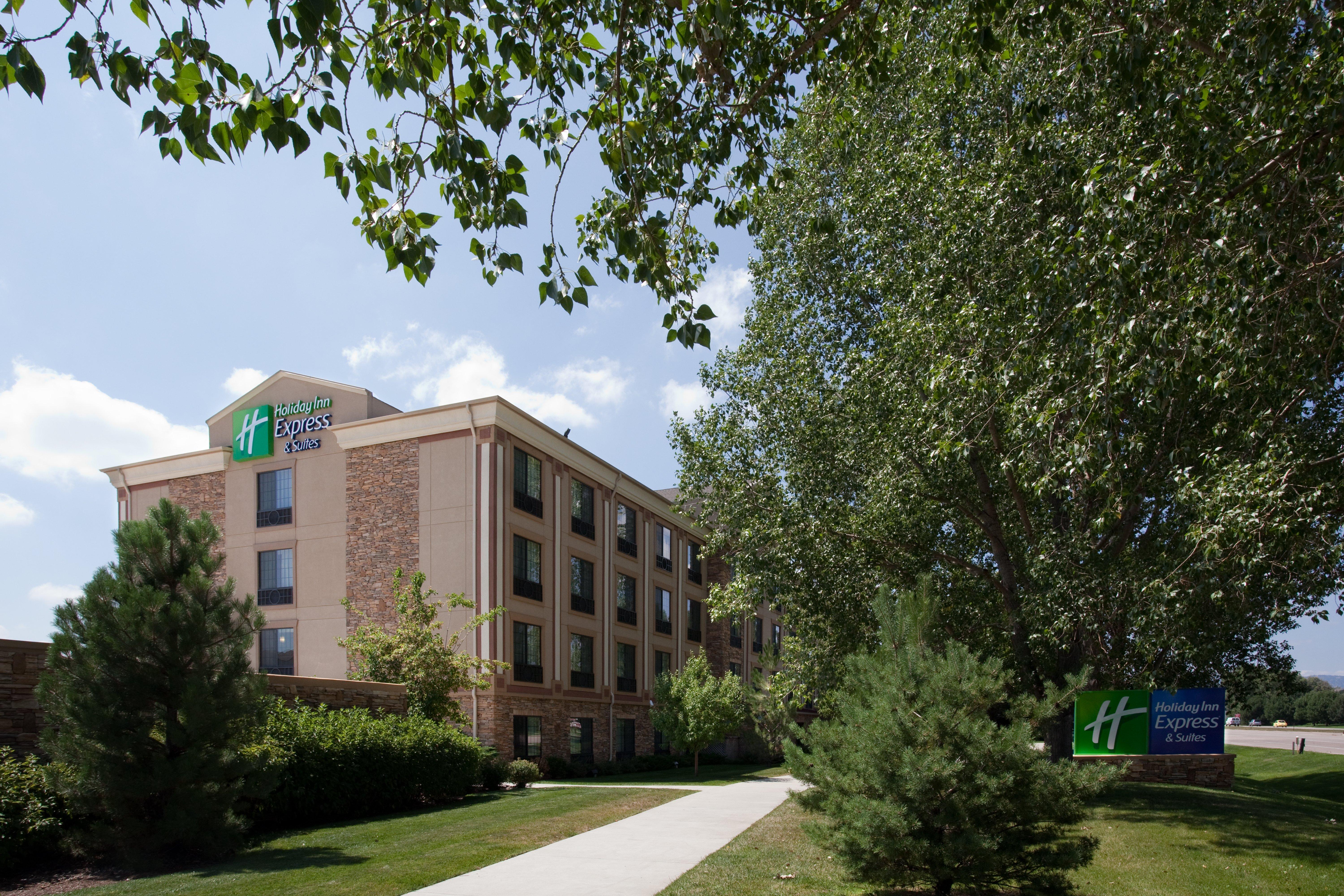 Express & Collins By Ihg Hotel Fort Collins