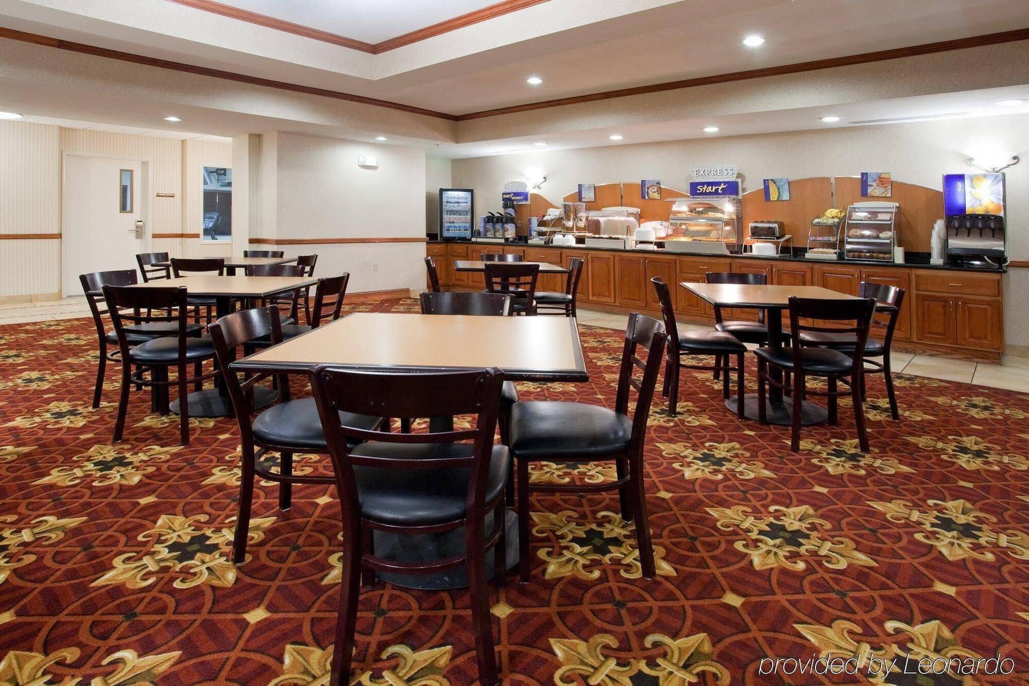 Express & Collins By Ihg 2*