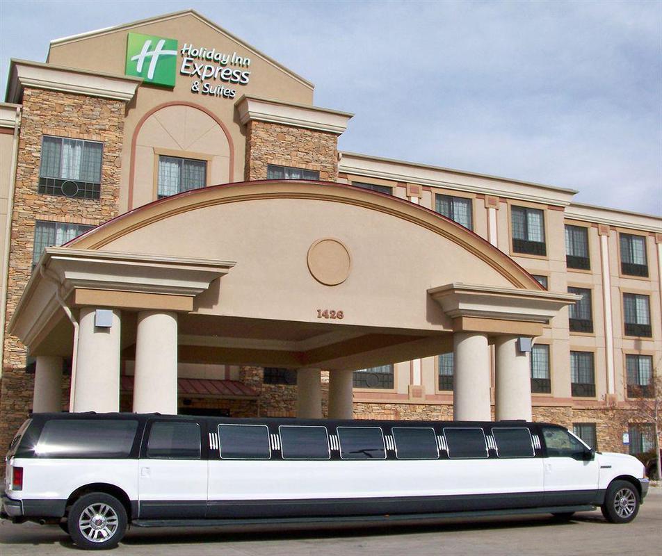 Express & Collins By Ihg Hotel 2*