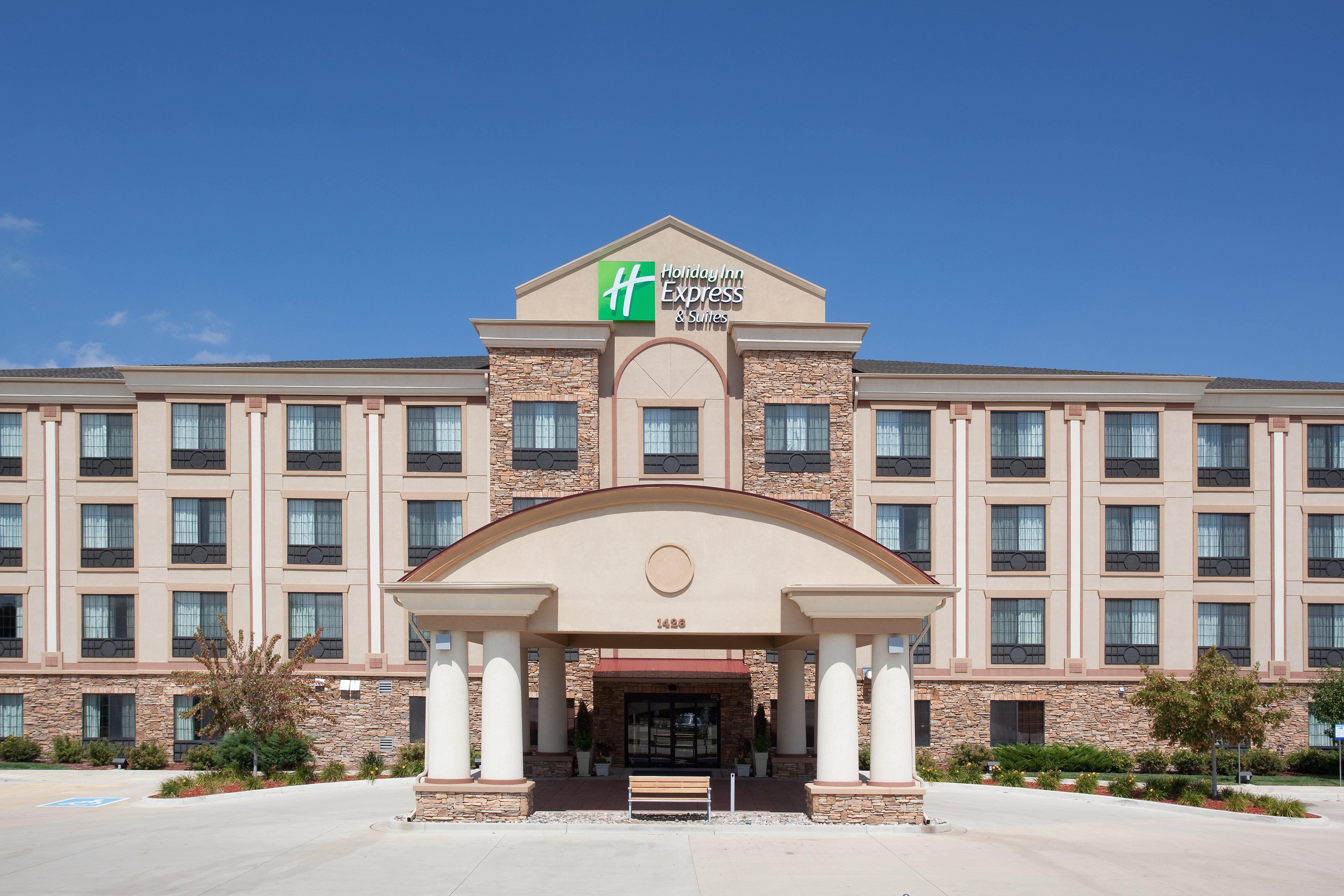 Express & Collins By Ihg 2*
