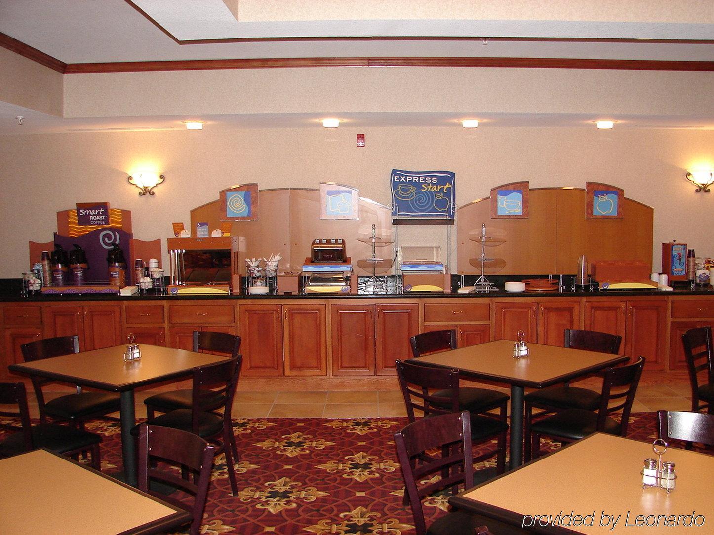 Express & Collins By Ihg 2* Fort Collins